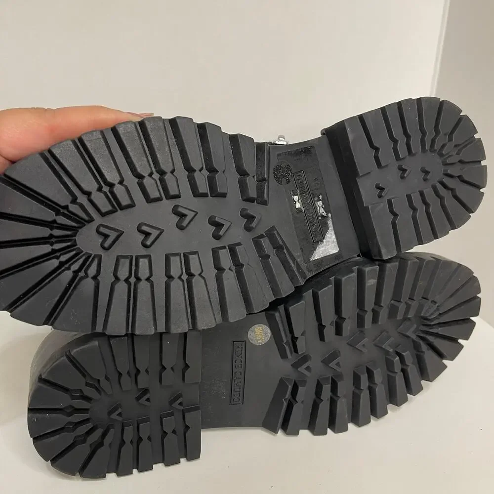 Vince Camuto vince camuto